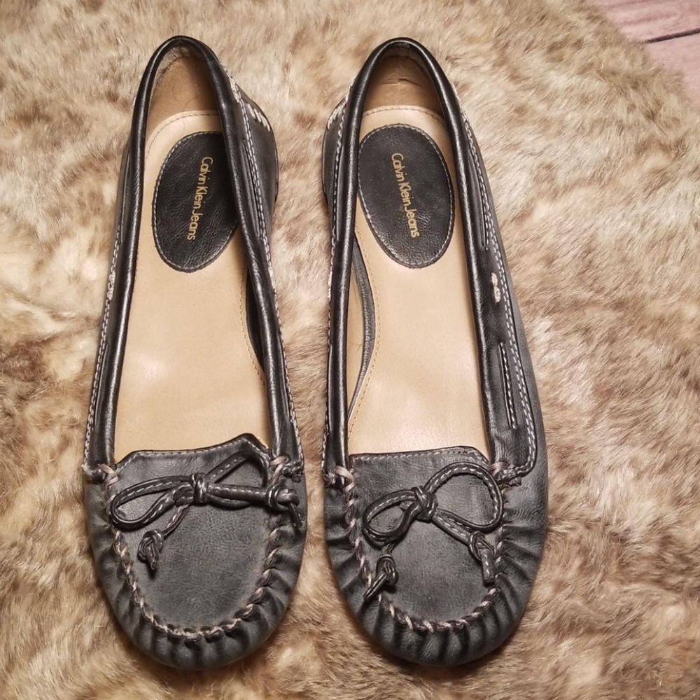 Calvin Klein Raven Flats - Picture 1 of 6